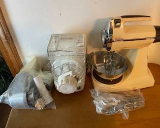 Stand Mixer and Pasta Maker