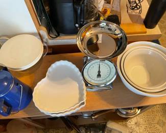 Various Kitchenwares Including a Blue Coffee Percolator