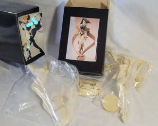 2 Anime Manga Plastic Model Kits Nude Ririsha and Peorth Ah My Goddess