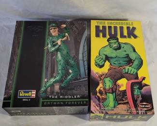 The Riddler and the Incredible Hulk Plastic Model Kits Open Box Partially Painted and Assembled