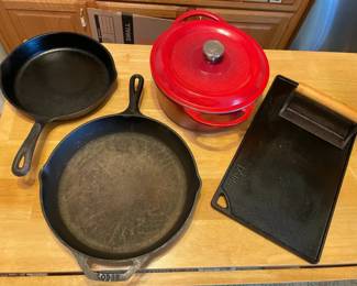 Lot of Cast Iron Pans and Dutch Oven
