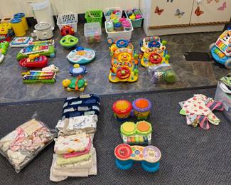 Fisher Price, Baby Einstein, Leap Frog