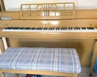 Gulbransen upright piano