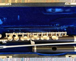 Hartley piccolo with case