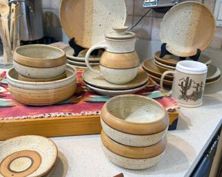 Hand-thrown ceramic dishwares