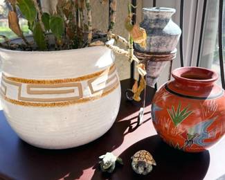 Assorted pots