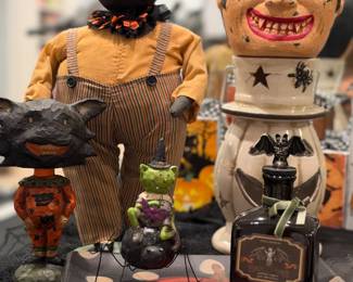 Many wonderful Halloween decor