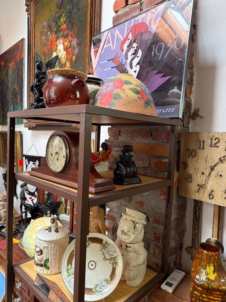 Castro’s Antics Fall Sale in Kansas City, MO starts on 10/30/2026