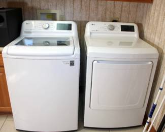 LIKE NEW LG Top Load Washer WT7100CW & Dryer DLE7100W