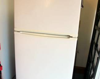 Magic Chef Refrigerator