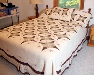 Queen Bed