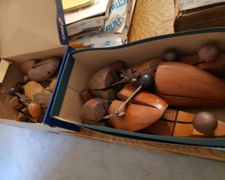 VINTAGE SHOE INSERTS