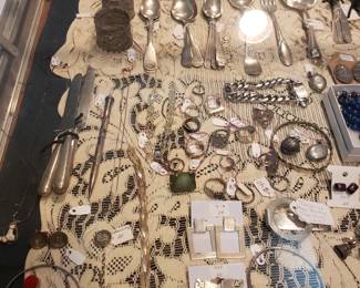 STERLING SILVER ITEMS & JEWELRY