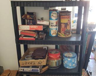 VINTAGE TOYS AND TINS