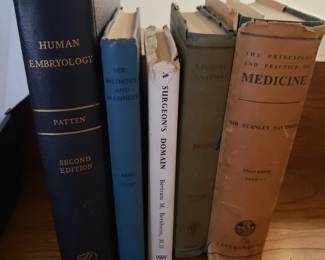 MEDICAL TEXTBOOKS