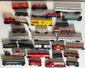 HO Train Cars - Sold As A Lot