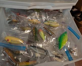100s of lures