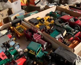 Model Antique Cars