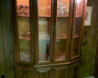 Ethan Allen China Cabinet
