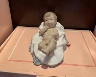 Nao by Iladro Figurine