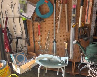 Yard tools 