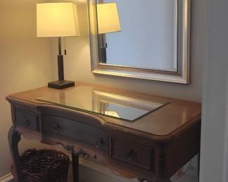 PRESALE - $80 TRADITIONAL CABRIOLE-LEG WOODEN WRITING DESK OR VANITY WITH MULTIPLE DRAWERS