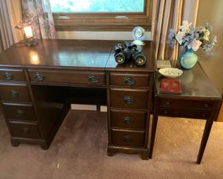 Duncan Phyfe typewriter desk, binoculars