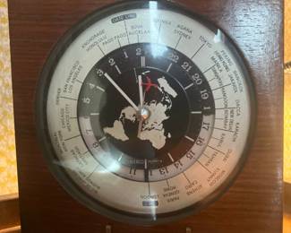 Seiko world time clock w airplane second hand