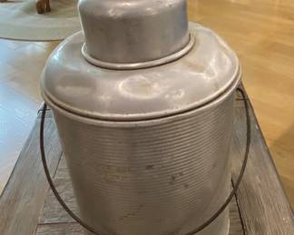 Thermos