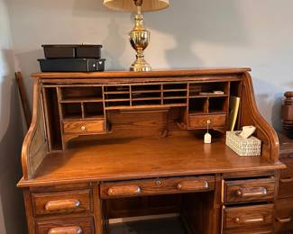 roll top desk - needs some tlc - $35