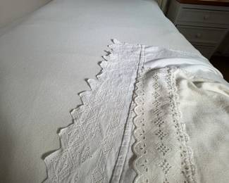 Lace and eyelet bedding with that grandma touch.