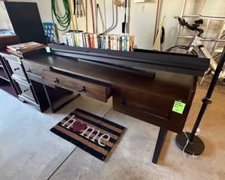 Ashley Starmore desk