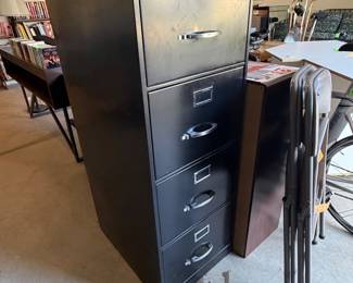4 drawer metal file cabinet