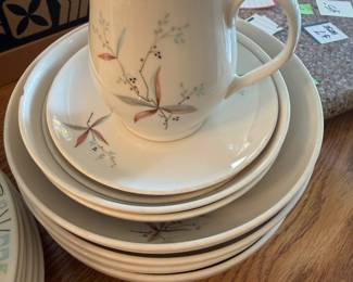 Vintage Finesse pattern by Syracuse China