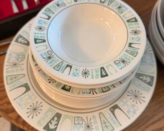 Vintage MCM dinnerware in the CATHAT pattern.