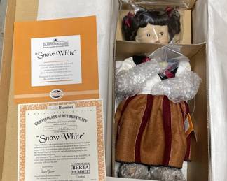 Lot 7313219: Set of 4 Ashton-Drake Berta Hummel Storybook Porcelain Dolls