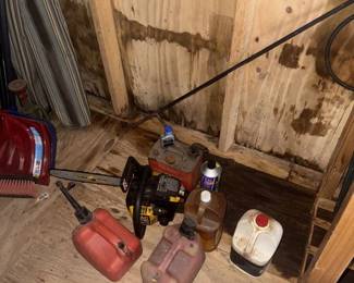 Lot 7313788: Red Gas Cans & Shed Items Lot