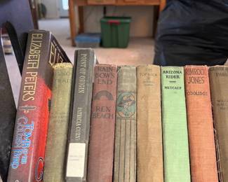 Lot 7312929: Antique Book Grouping incl. Cornell's First Steps in Geography