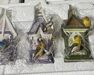 Lot 7313221: Studio Hummel Sets & Bradford Editions Porcelain Ornament Group