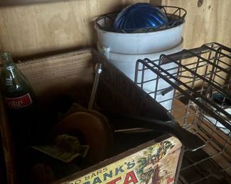 Lot 7313785: Fairbank's Santa Claus Soap Crate, Wire Baskets & Enamel Pot