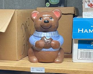 Lot 7313202: Ceramic Bear Cookie Jar, Apple Birdhouse & Aroma Dehydrator