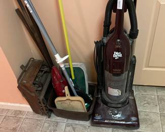 Lot 7313667: Antique Bissell Grand Rapids Sweeper & 2 Dirt Devil Vacuums