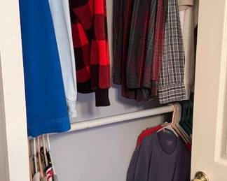 Lot 7312564: Large Assortment of Men's Clothing - Shirts, Polos, Sweatshirts, Jackets & Shoes