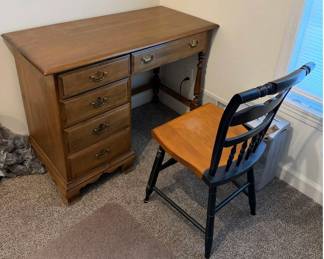Lot 7312686: Sterling House Collections Wooden Writing Desk & Decorative Eagle Hitchcock-Style Chair