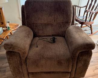 Lot 7312479: Brown Chenille Upholstered Power Recliner Chair with USB Charging Port