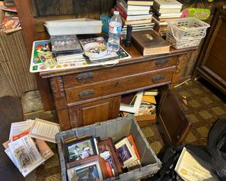 Sale Picture