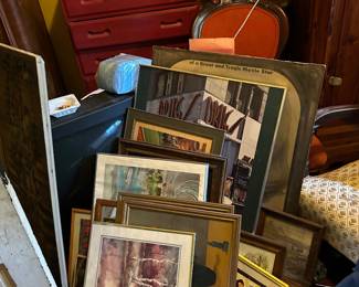 My pictures probably won't do justice for what all is in this house.