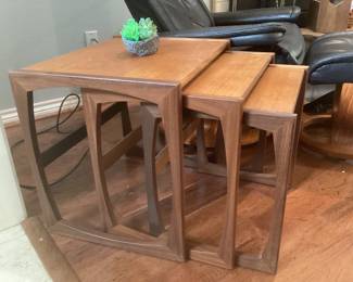 Set of 3 G Plan Quadrille Teak Nesting Tables