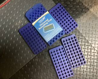 Reloading trays