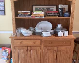 China cabinet / Coffee Bar